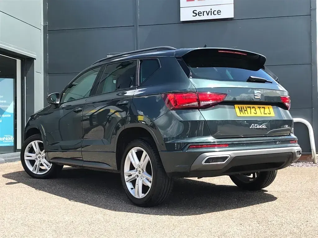 Used Seat Ateca FR 150 HP (110 kW) 2023 Green SUV