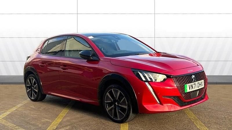 Used Peugeot e-208 Premium 100 kW (136 HP) 2022 Red Hatchback