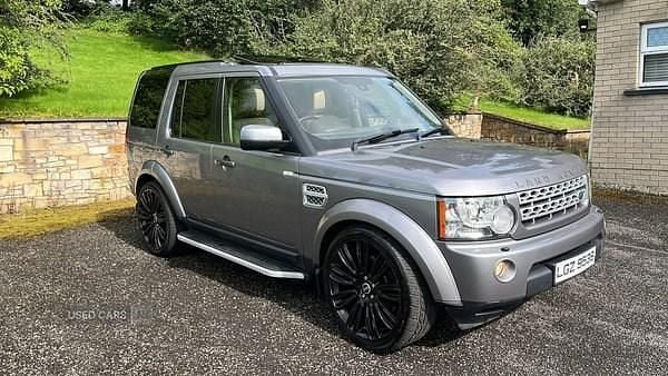 Grey Used 2013 Land Rover Discovery 4 HSE SUV | £8,695 (Fair price) - Image 1/4