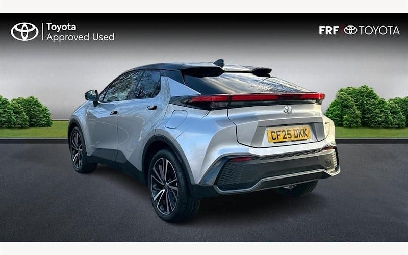 Used Toyota C-HR 140 HP (102 kW) 2026 SUV