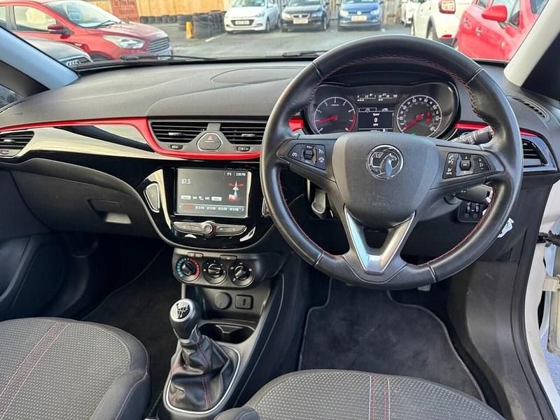 Used Vauxhall Corsa SRi 75 HP (55 kW) 2019 White Hatchback