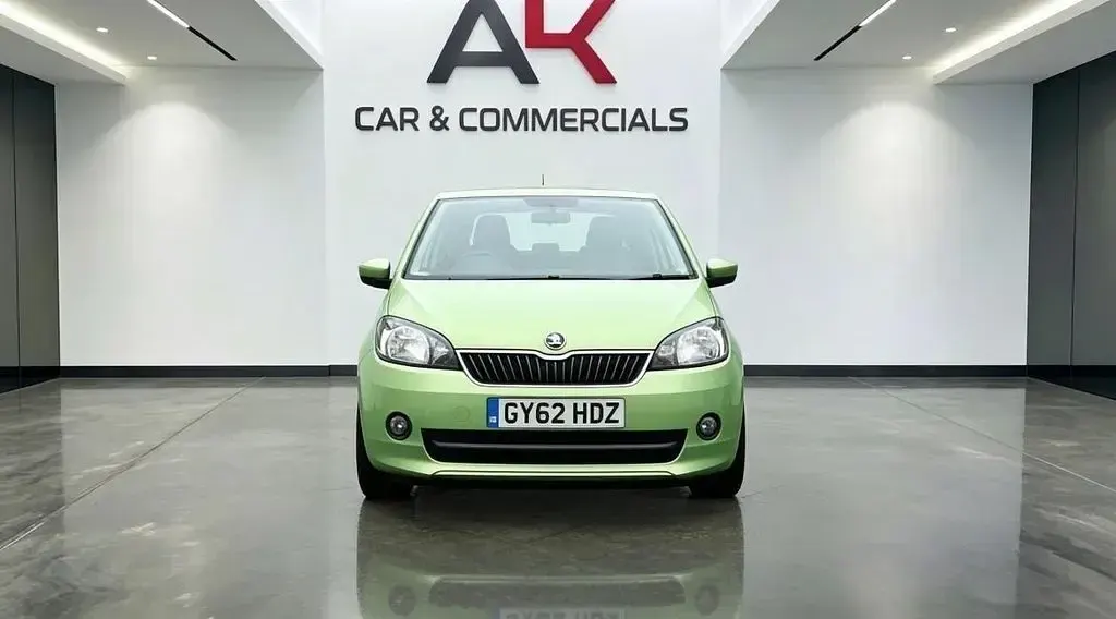 Used Skoda Citigo Elegance 60 HP (44 kW) 2012 Green Hatchback