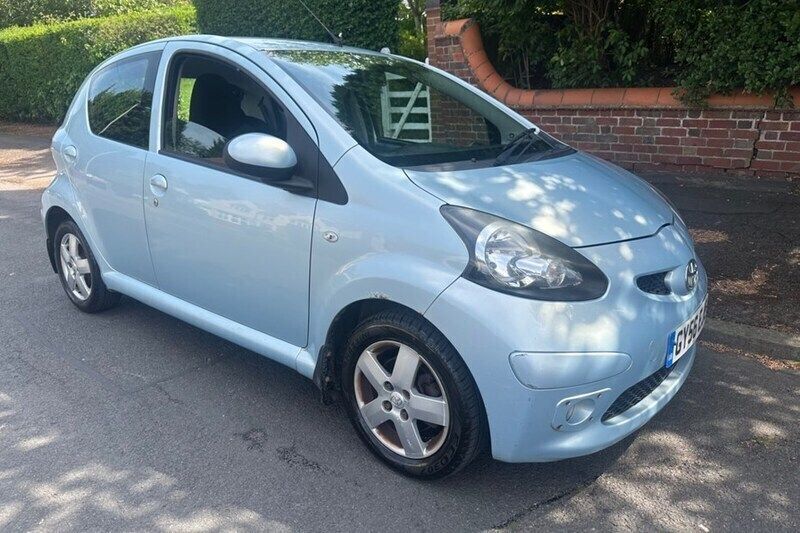 Blue Used 2006 Toyota Aygo Sport Hatchback | £995 (Super price) - Image 1/1