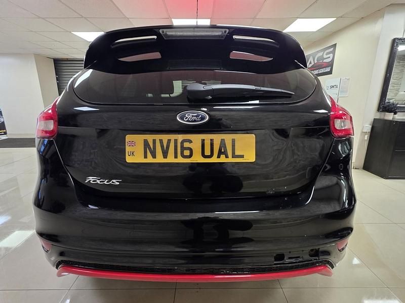 Used Ford Focus Zetec 2016 Black Hatchback