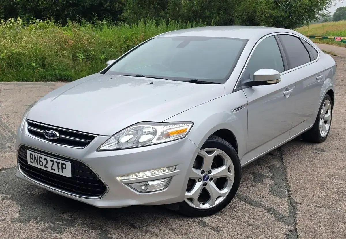 Used Ford Mondeo Titanium 2012 Silver Hatchback