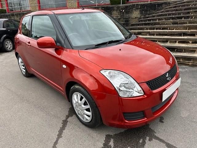 Used Suzuki Swift GL 91 HP (66 kW) 2010 Hatchback