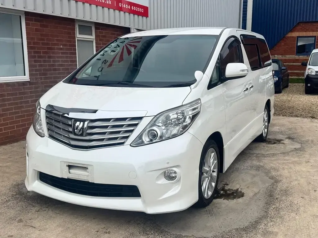 Used Toyota Alphard 2008 White MPV