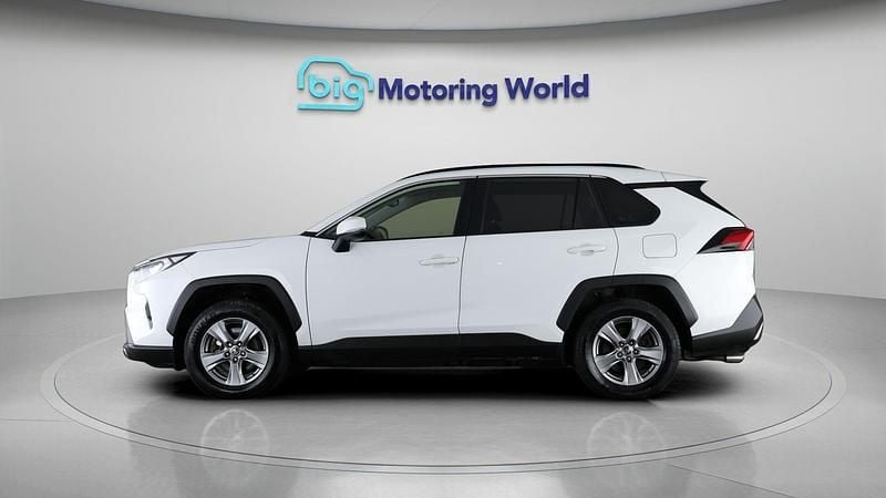 Usado Toyota RAV4 Hybrid 215 CV (158 kW) 2022 SUV