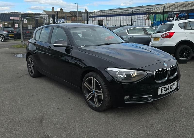 Used BMW 116 Sport Line 2014 Black Hatchback