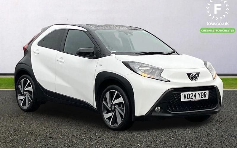 White Used 2024 Toyota Aygo Hatchback | £14,699 (Fair price) - Image 1/4