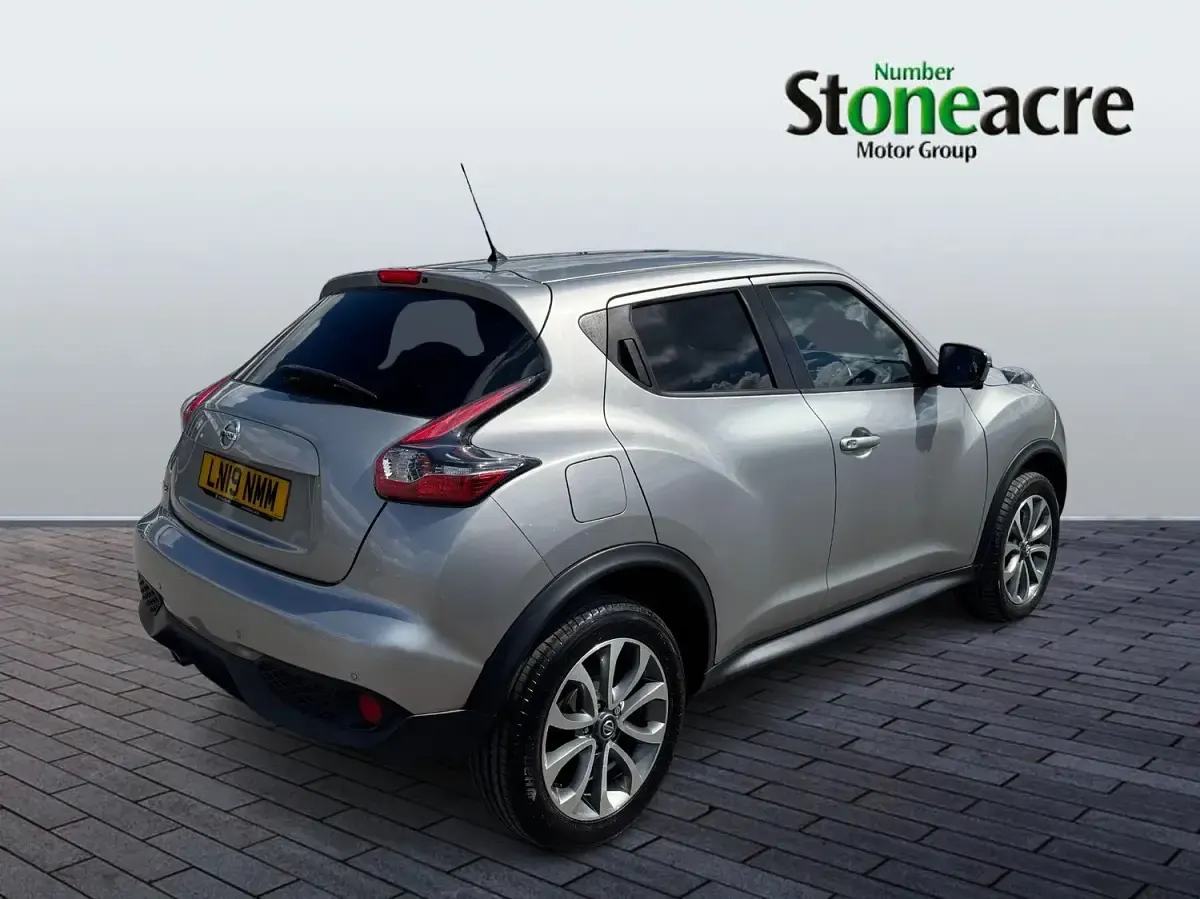 Used Nissan Juke Tekna 117 HP (86 kW) 2019 Silver SUV