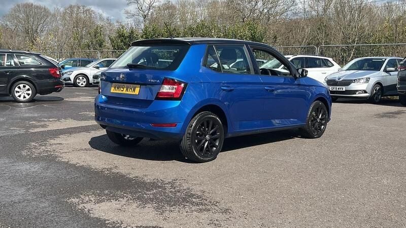 Used Skoda Fabia Colour Edition 75 HP (55 kW) 2019 Blue Hatchback