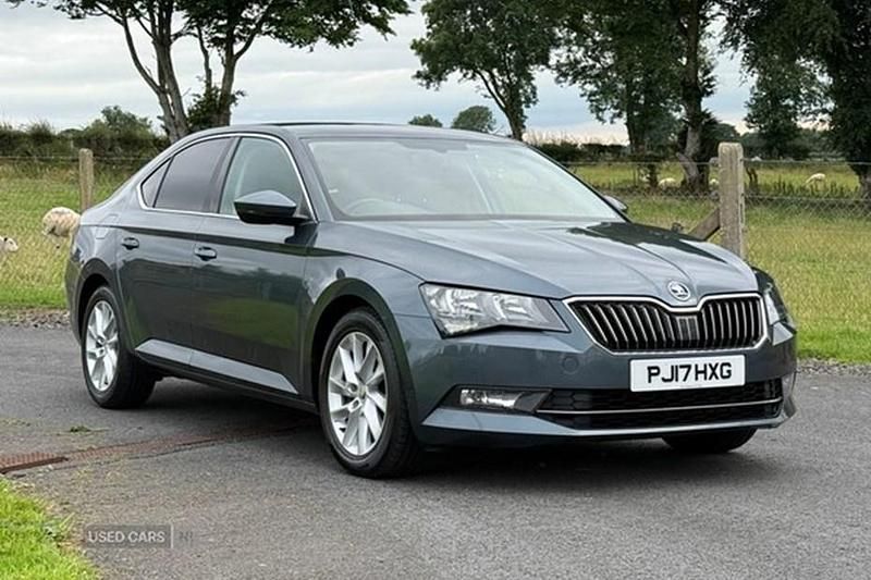Grey Used 2017 Skoda Superb SE Hatchback | £9,495 - Image 1/1