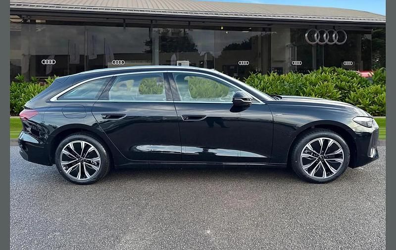 Used Audi A5 Comfort 295 HP (216 kW) 2026 Black Estate