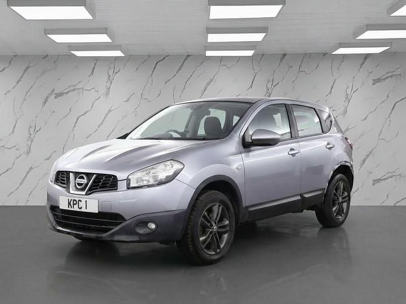 Used Nissan Qashqai Acenta 110 HP (80 kW) 2013 Grey SUV