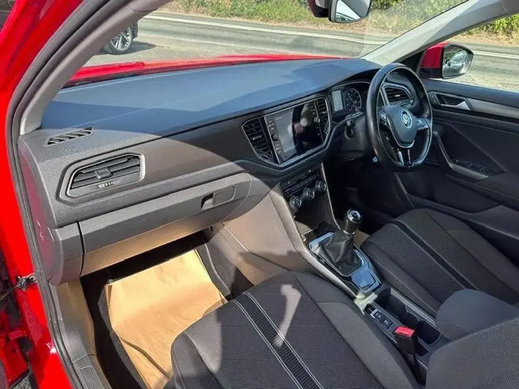 Used VW T-Roc SE 2018 Red SUV