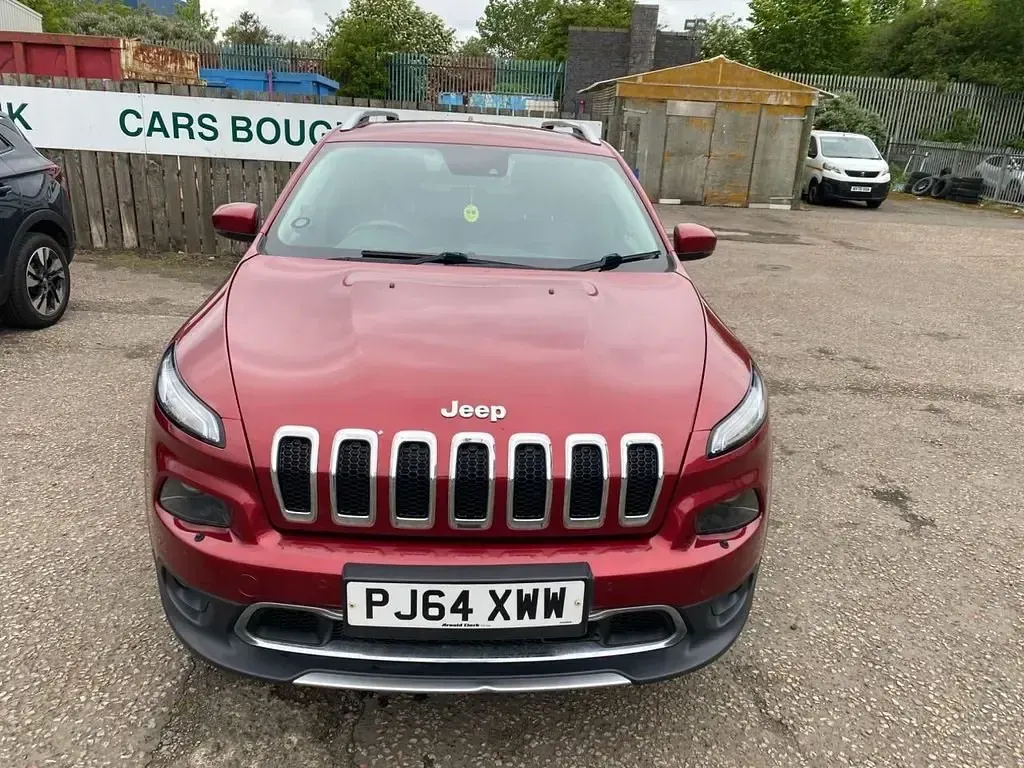 Begagnad Jeep Cherokee Limited 170 HK (125 kW) 2014 Röd SUV