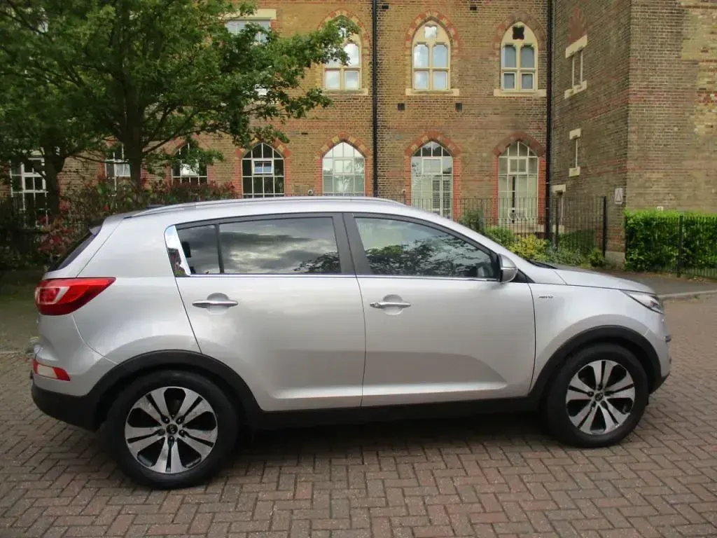 Used Kia Sportage 134 HP (98 kW) 2012 Metallic silver SUV