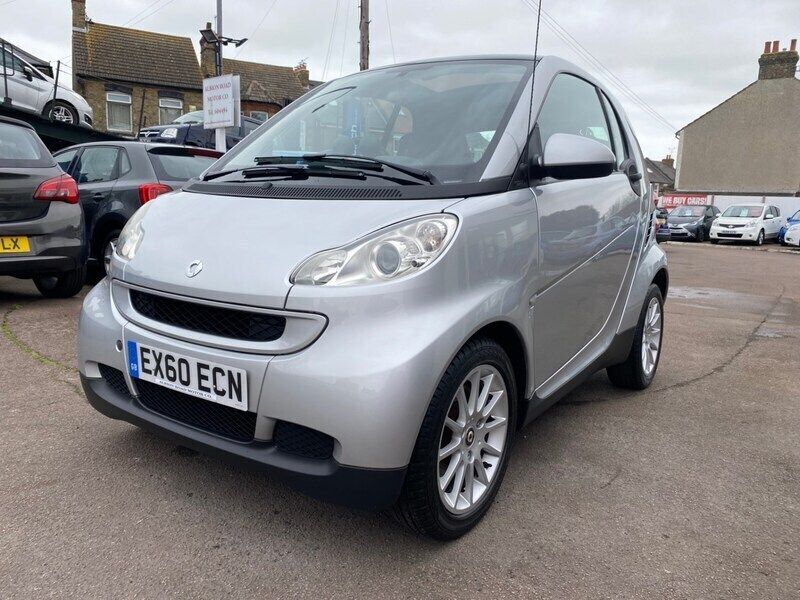 Silver Used 2010 Smart ForTwo Coupé Passion Coupe | £4,195 (Expensive) - Image 1/4