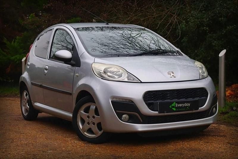Silver Used 2012 Peugeot 107 Allure Hatchback | £999 (Good price) - Image 1/1