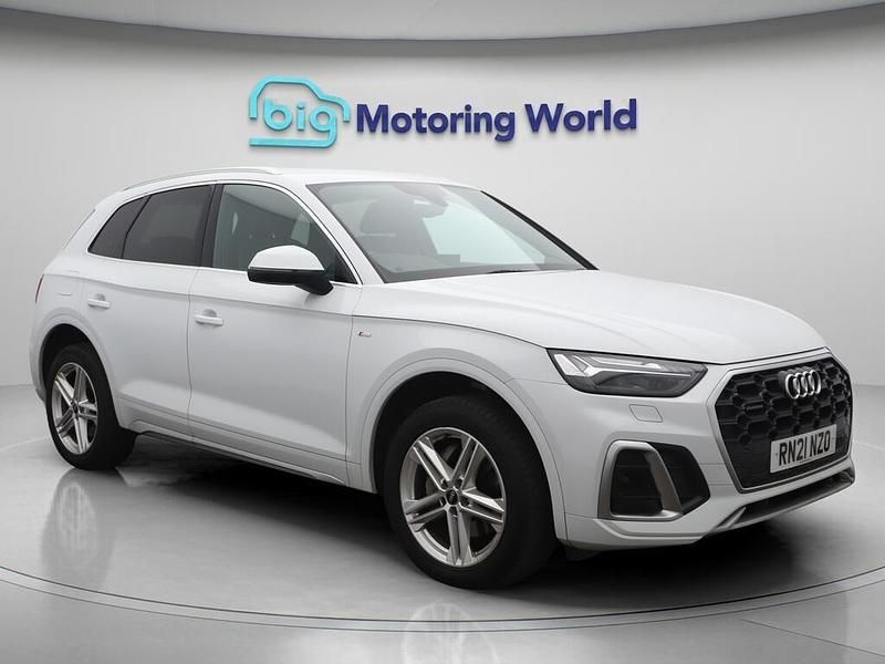 White Used 2021 Audi Q5 S-Line SUV | £27,451 (Good price) - Image 1/4