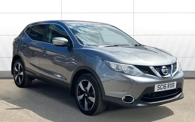 Used Nissan Qashqai N-Connecta 116 HP (85 kW) 2016 SUV
