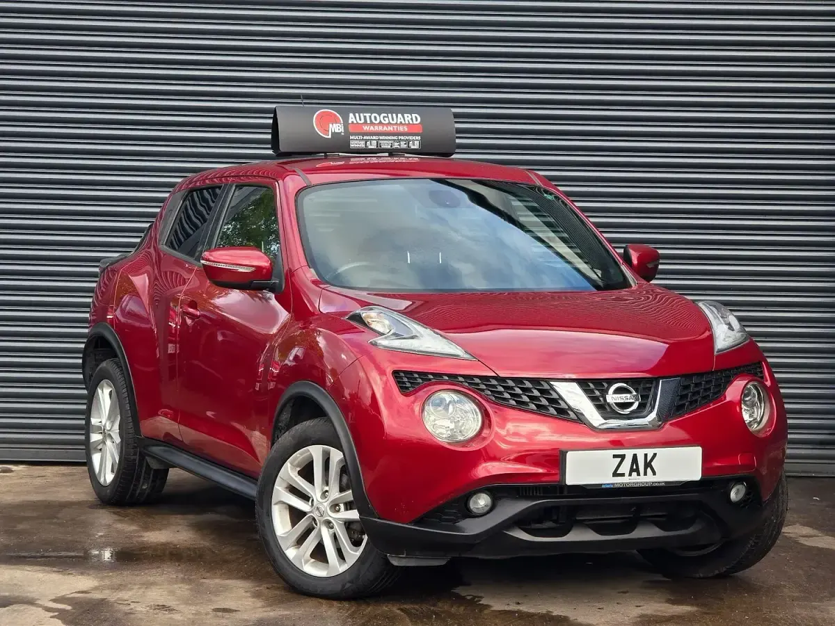 Used Nissan Juke N-Connecta 115 HP (84 kW) 2016 Red SUV