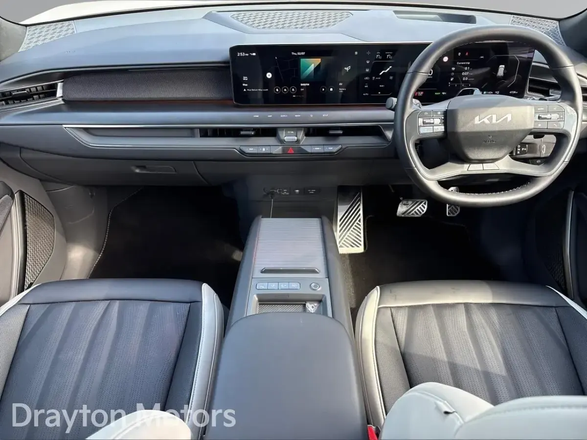Used Kia EV9 GT-Line S 281 kW (383 HP) 2026 White SUV