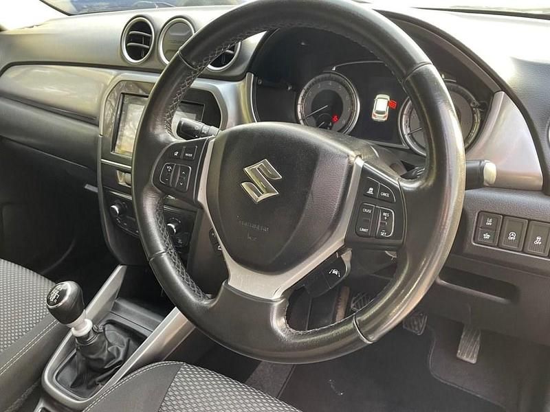 Second-hand Suzuki Vitara SZ-T 2021 Gri Hatchback