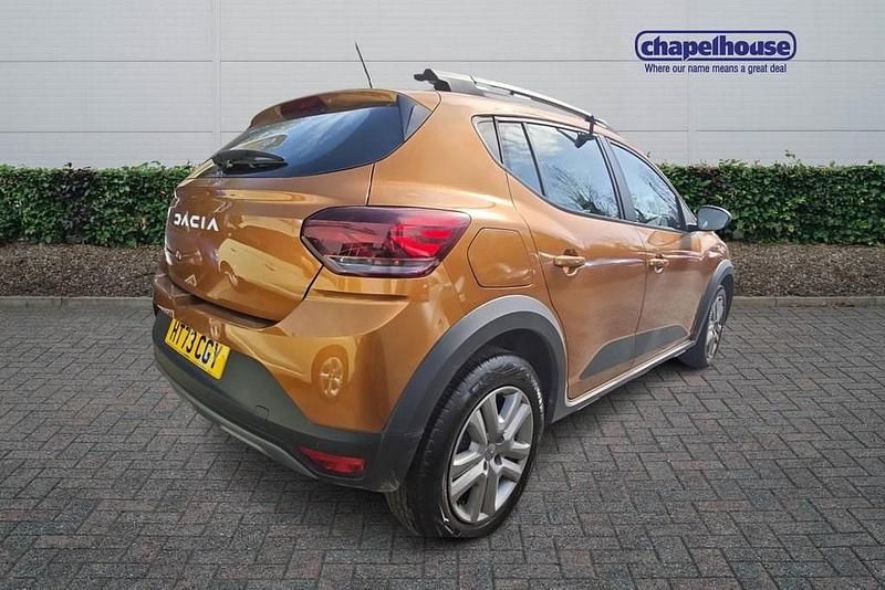 Used Dacia Sandero Expression 2023 Orange Hatchback