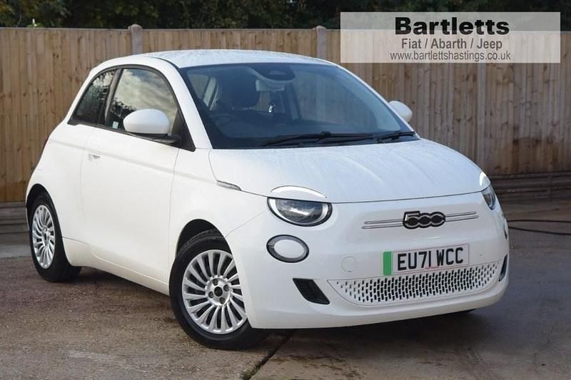 White Used 2021 Fiat 500e Action Hatchback | £9,999 (A bit pricey) - Image 1/4