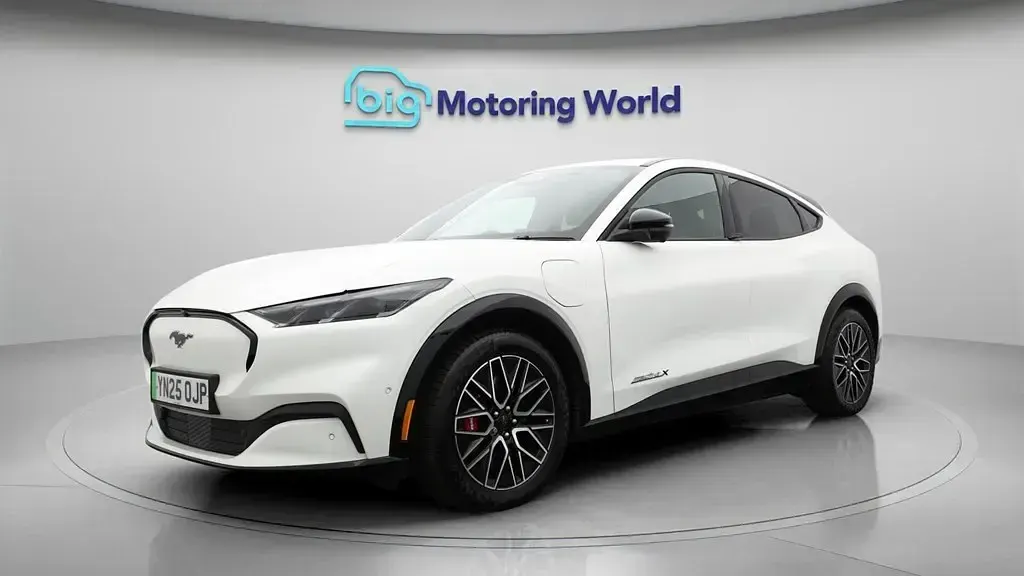 Usado Ford Mustang Mach-E Extended Range 216 kW (294 HP) 2025 SUV