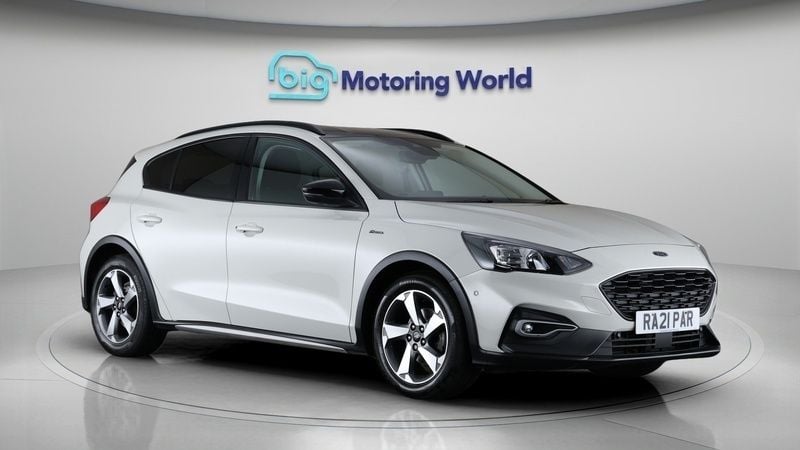 Used 2021 Ford Focus Active | £11,300 (Good price) - Image 1/4