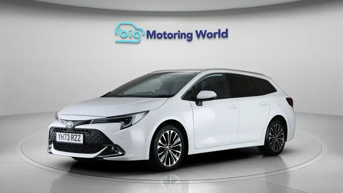 Used Toyota Corolla Design 138 HP (101 kW) 2023 Estate