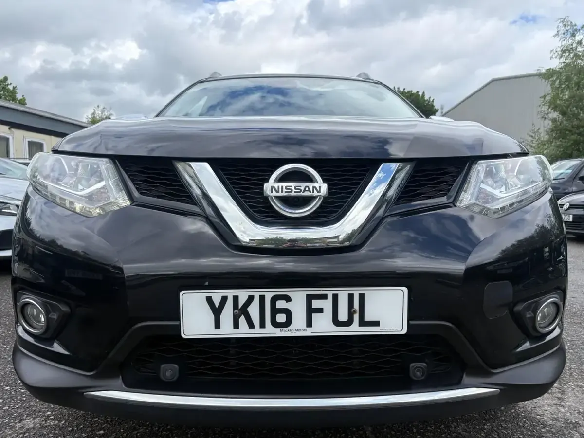 Used Nissan X-Trail Tekna 131 HP (96 kW) 2016 Black SUV