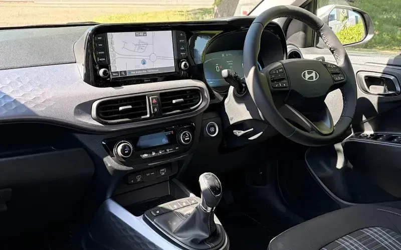 New Hyundai i10 Premium 79 HP (58 kW) 2025 Phantom black Hatchback