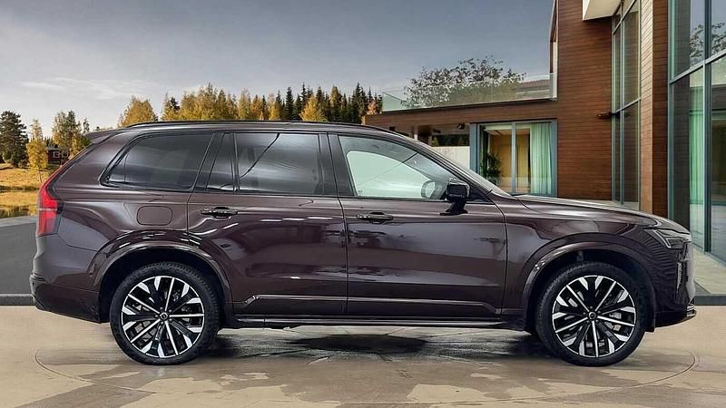 Used Volvo XC90 Ultra 449 HP (330 kW) 2024 Red SUV