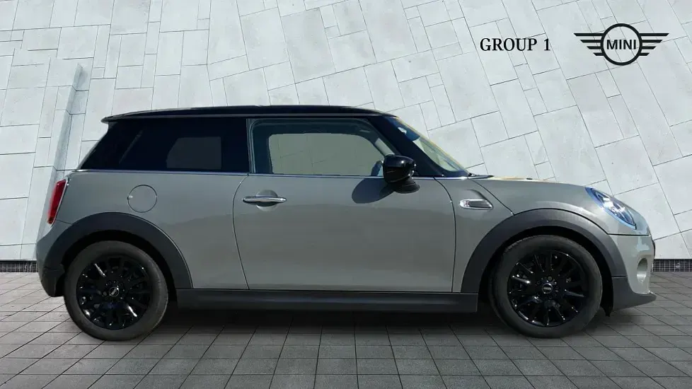 Used Mini Cooper Classic 134 HP (98 kW) 2019 Grey Hatchback