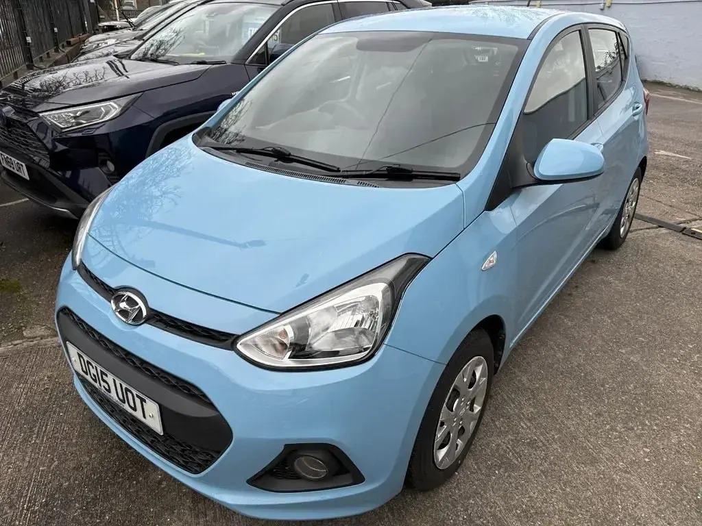Używany Hyundai i10 SE 87 KM (63 kW) 2015 Niebieski Hatchback
