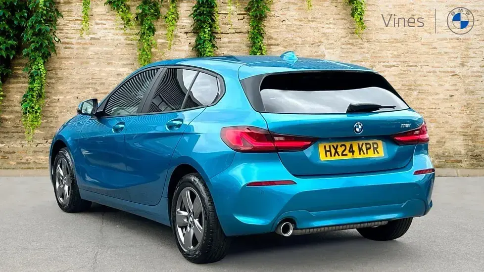 Used BMW 118 Comfort Edition 136 HP (100 kW) 2024 Blue Hatchback