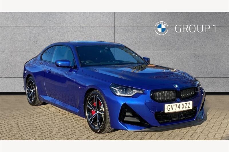 Portimao blue Used 2025 BMW 220 M Sport Coupe | £35,495 (Fair price) - Image 1/4