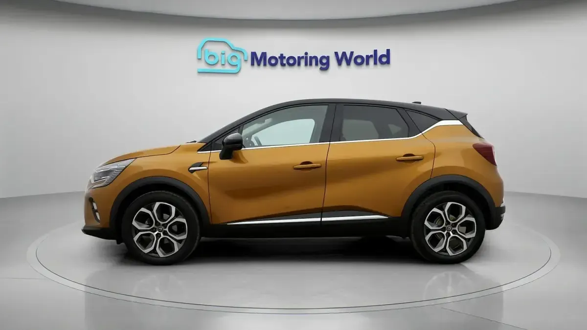 Used Renault Captur Version S 101 HP (74 kW) 2020 Orange/black SUV
