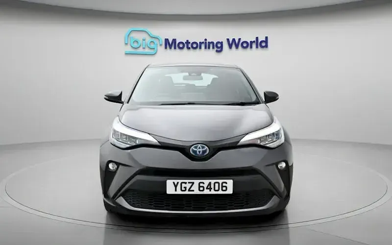 Usado Toyota C-HR 122 HP (89 kW) 2023 SUV