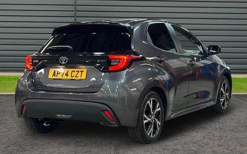 Used Toyota Yaris Hybrid Design 116 HP (85 kW) 2026 Hatchback