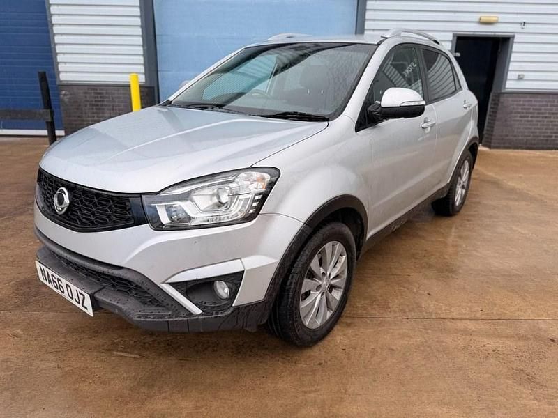 Used SsangYong Korando 178 HP (130 kW) 2016 Silver SUV