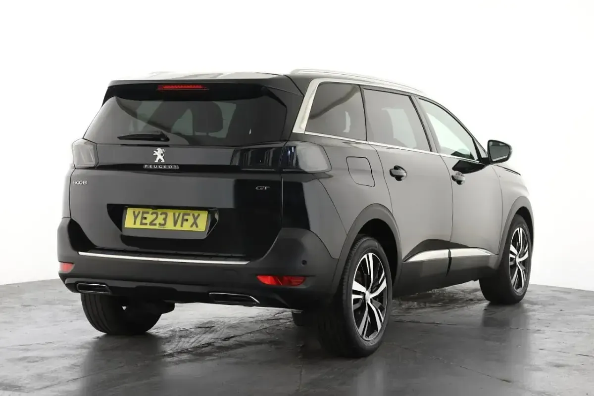 Used Peugeot 5008 GT 129 HP (94 kW) 2023 Black SUV