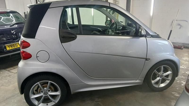 Used Smart ForTwo Cabrio Pulse 2012 Silver Cabriolet