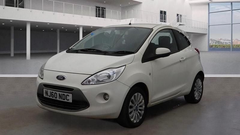 Used Ford Ka Zetec 69 HP (50 kW) 2010 White Hatchback