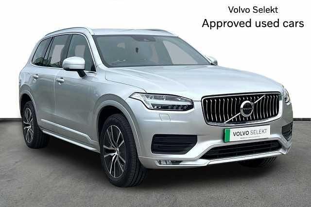 Used Volvo XC90 Momentum 232 HP (170 kW) 2021 SUV