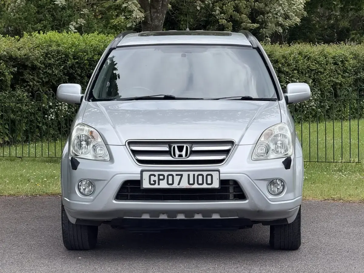 Second-hand Honda CR-V Executive 148 CP (108 kW) 2007 Argintiu SUV
